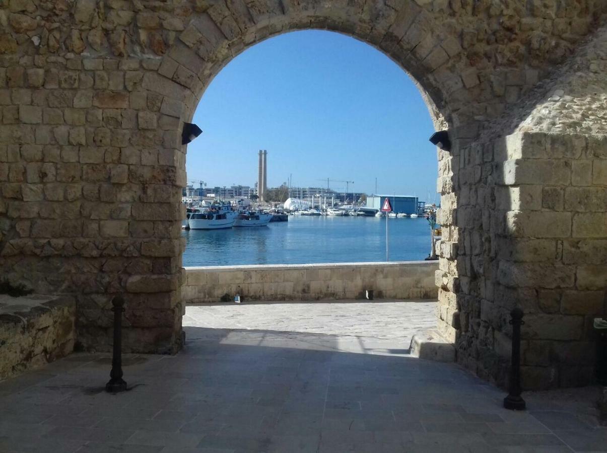 Casa Vacanze Antiche Mura E Poi Monopoli Εξωτερικό φωτογραφία