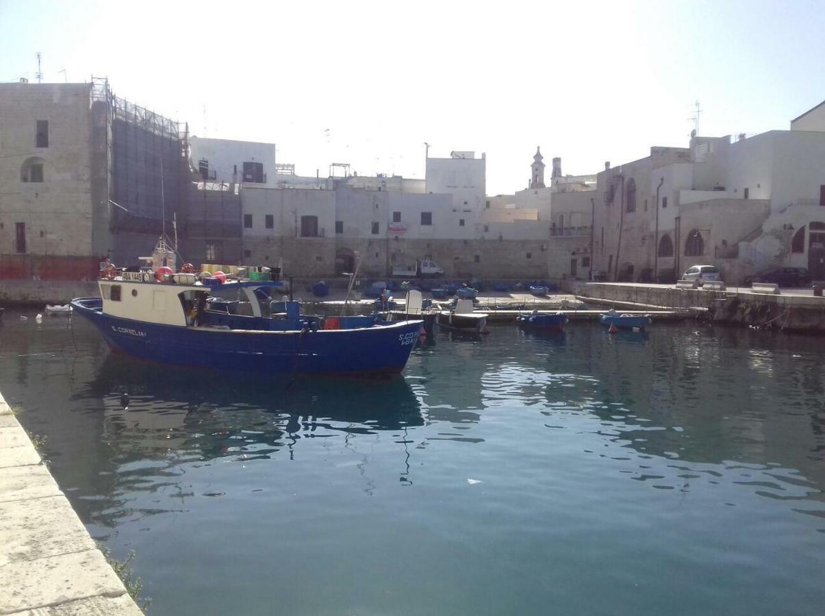 Casa Vacanze Antiche Mura E Poi Monopoli Εξωτερικό φωτογραφία
