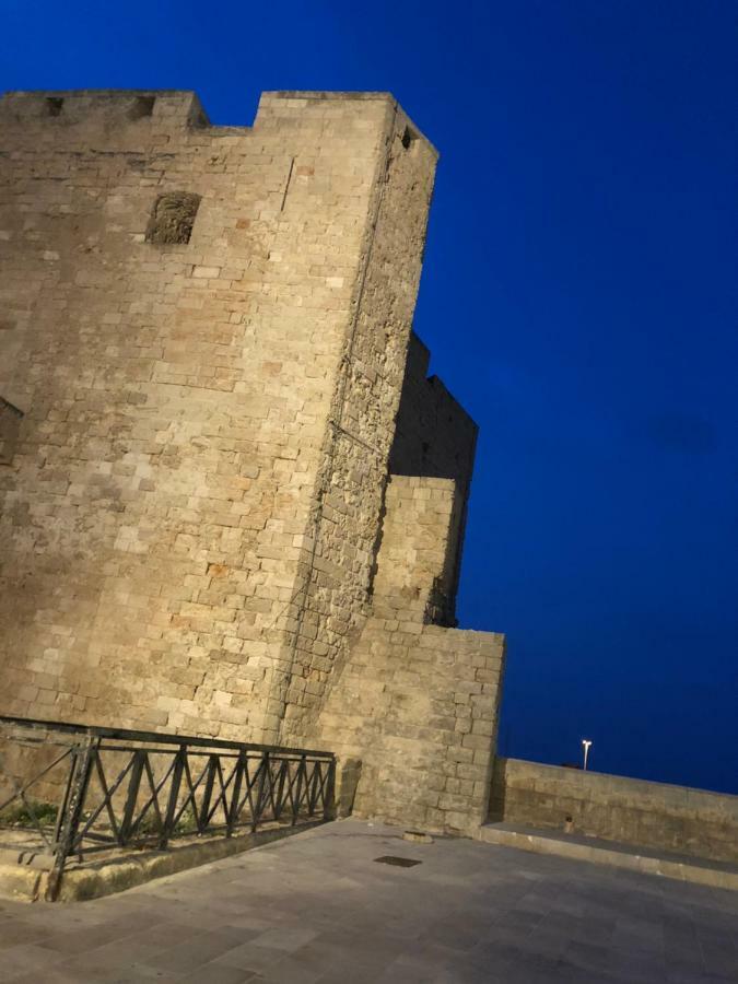 Casa Vacanze Antiche Mura E Poi Monopoli Εξωτερικό φωτογραφία